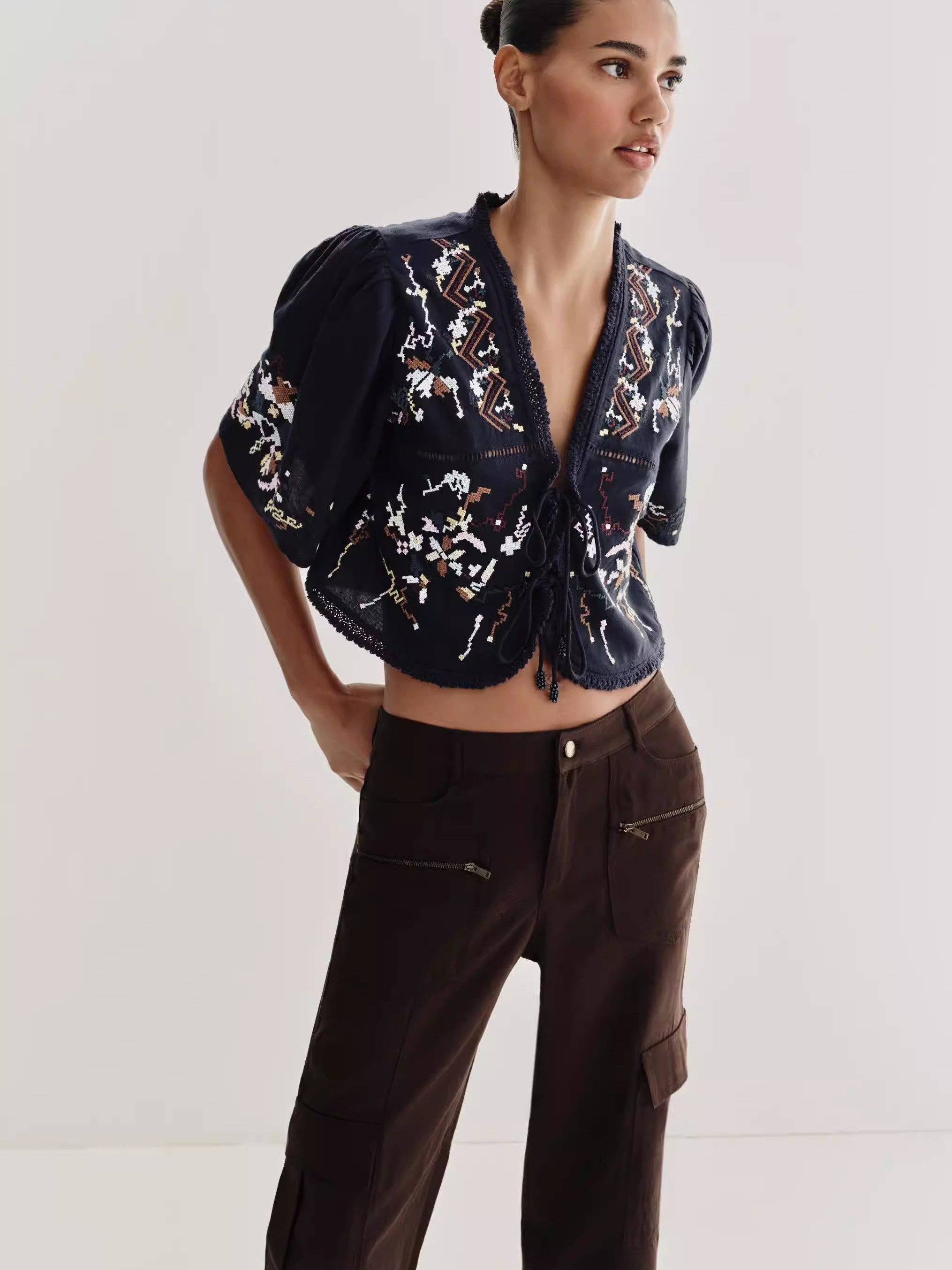 Neues Sommer-Oberteil für Dame – Ethnic Fashion Design Bewertung und Preis
